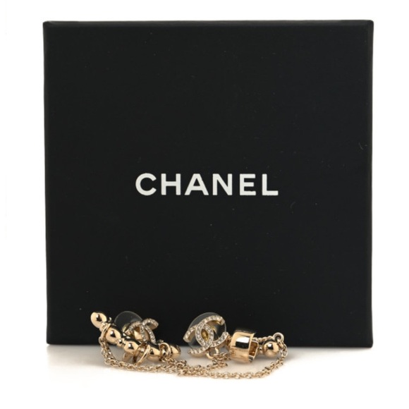 CHANEL Metal Crystal CC Chain Cuff Earrings Gold - Picture 5 of 5